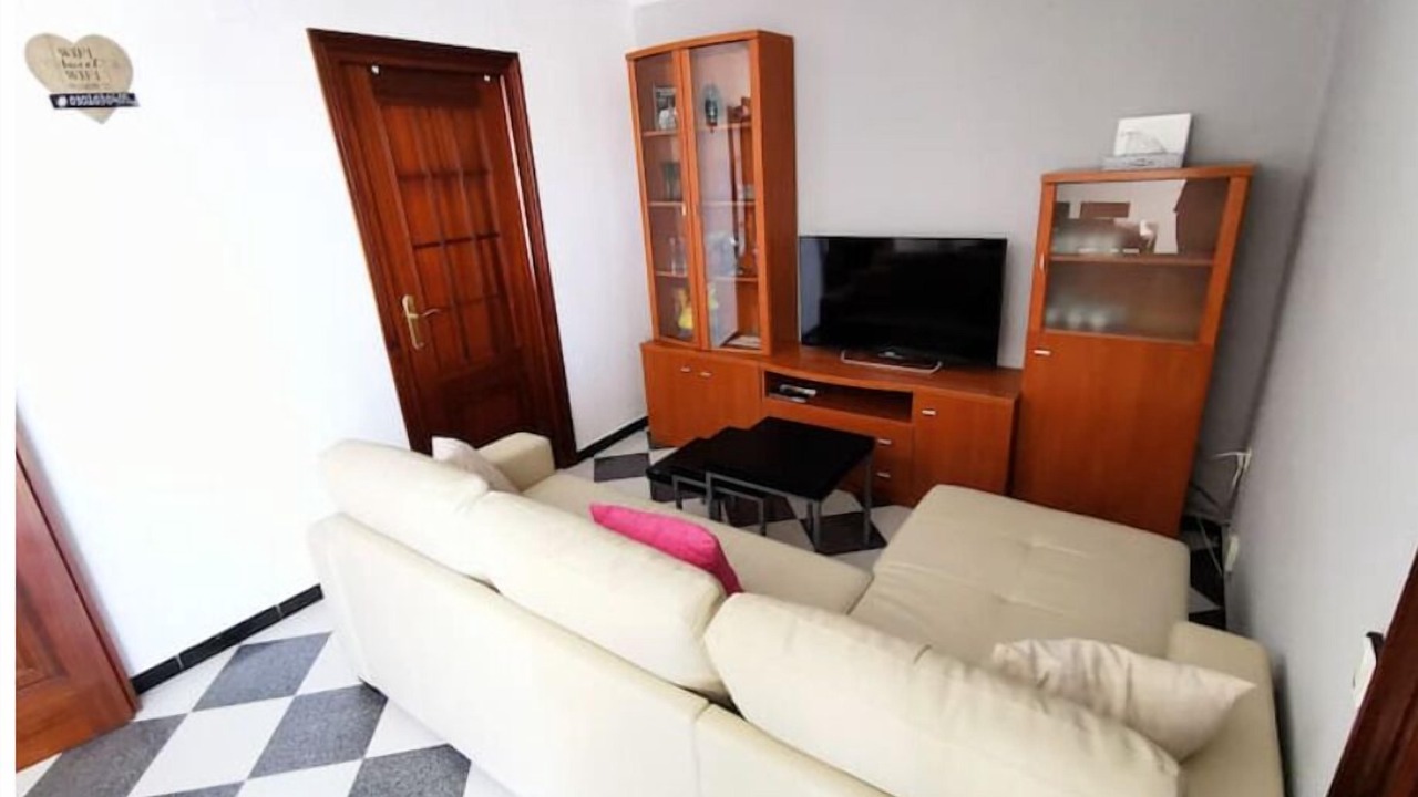 Photo of Livingroom in San Fernando