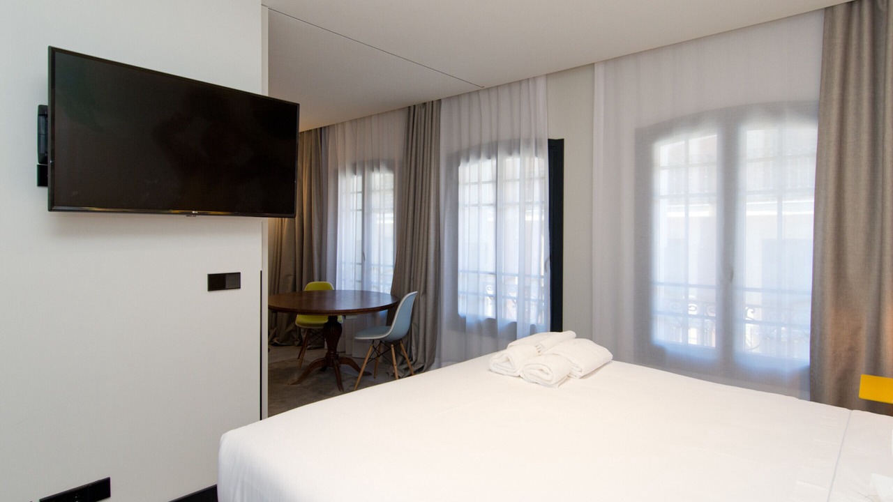 Photo of Bedroom in Literary Quarter