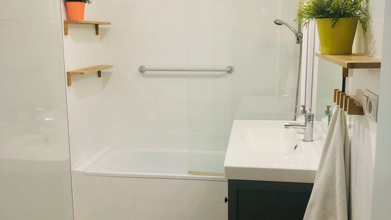 Photo of Bathroom in Capuchinos