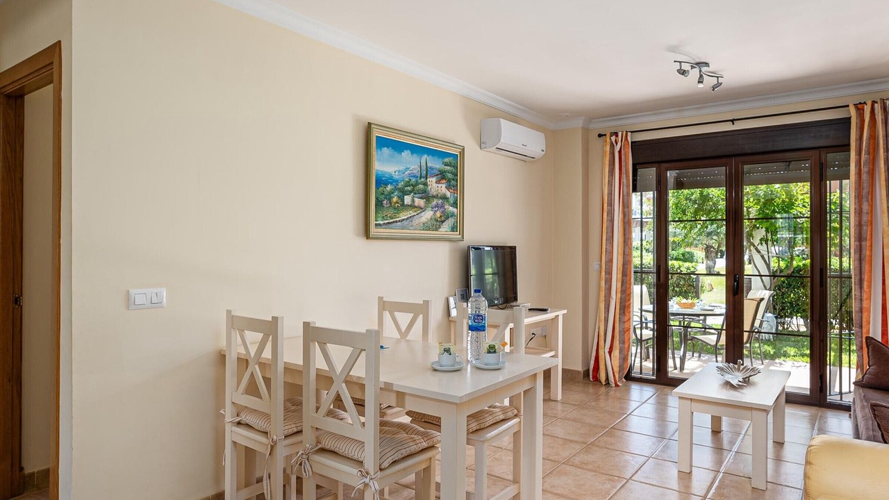 Photo of Livingroom in Poblado de Sancti Petri