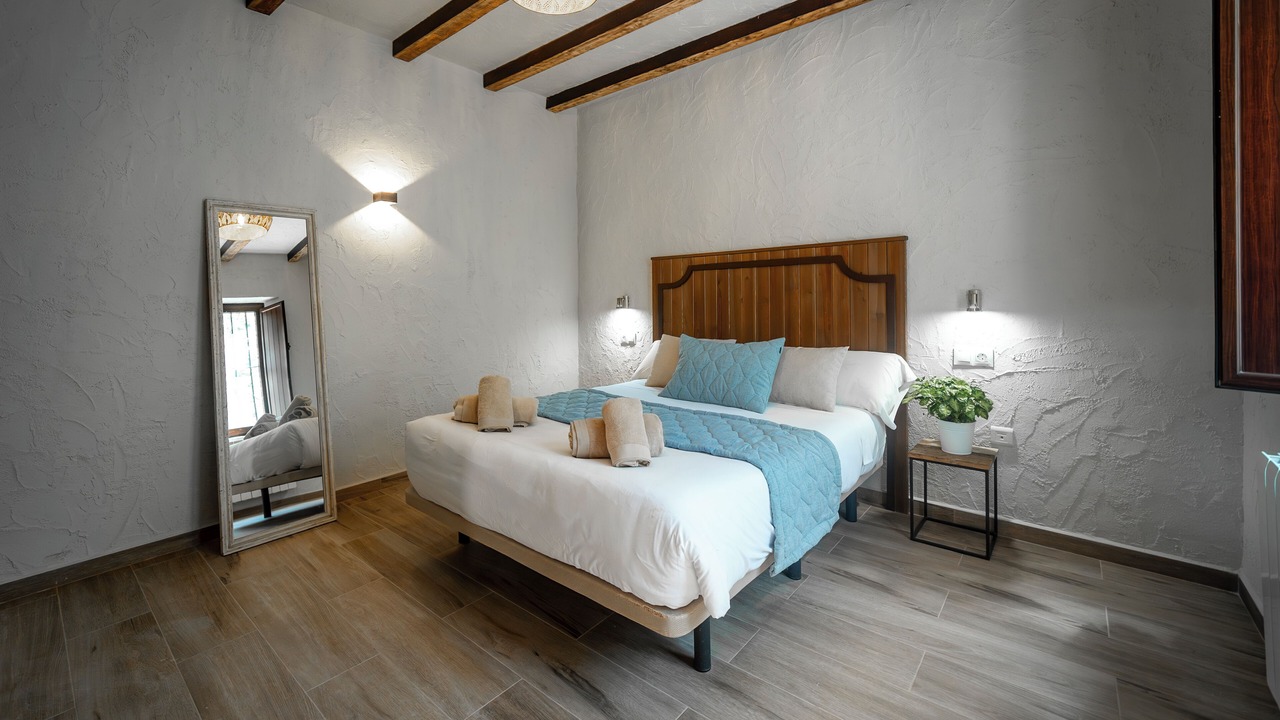 Photo of Bedroom in Benaojan