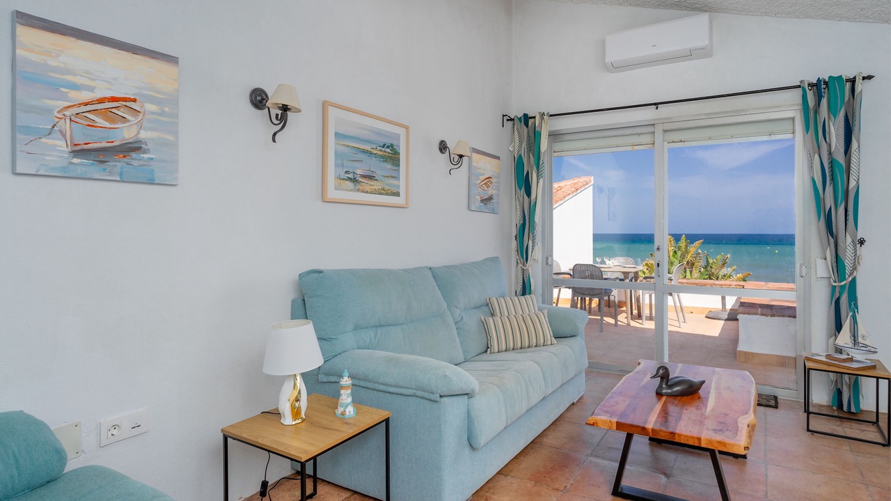 Photo of Livingroom in Bahia Dorada