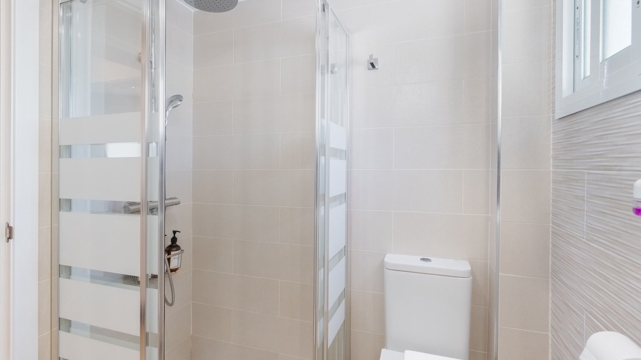 Photo of Bathroom in Doctor Barraquer-Grupo Renfe-Policlinico