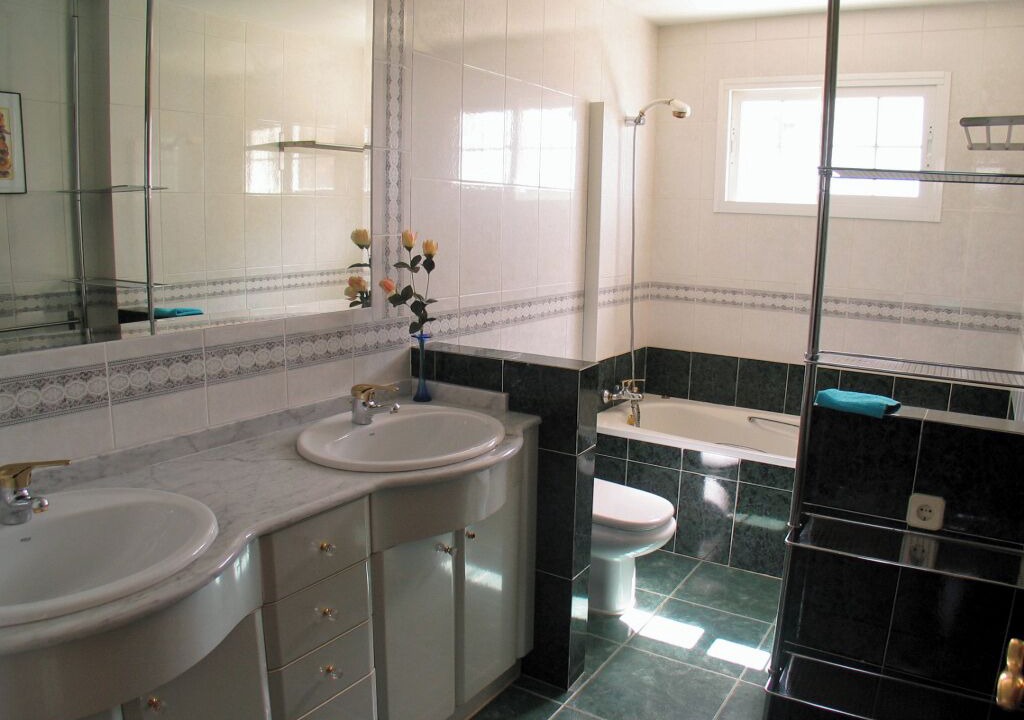 Photo of Bathroom in Torre de Benagalbon