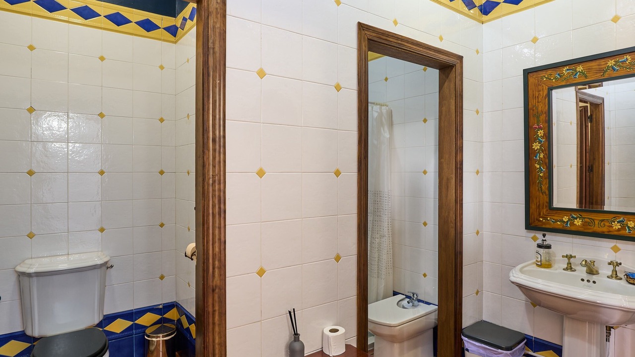 Photo of Bathroom in Cabra