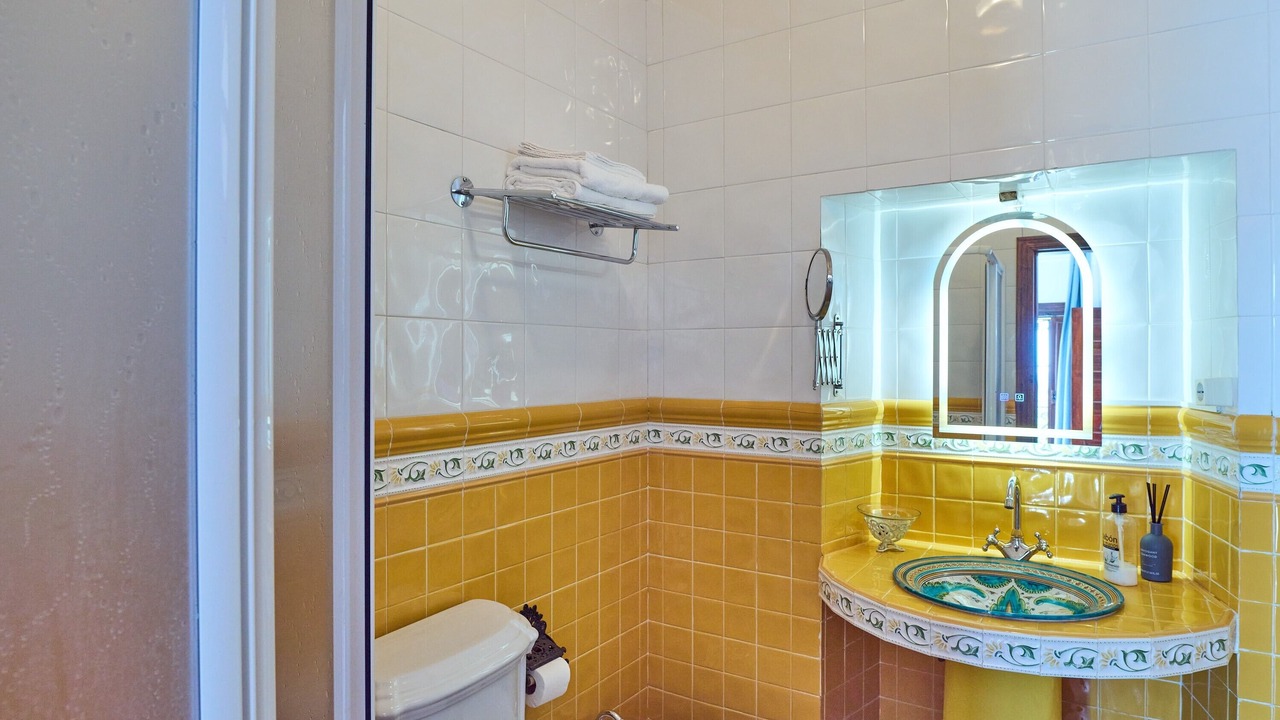 Photo of Bathroom in Cabra