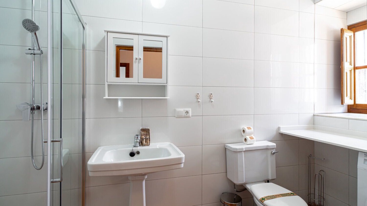 Photo of Bathroom in Nerja City Centre