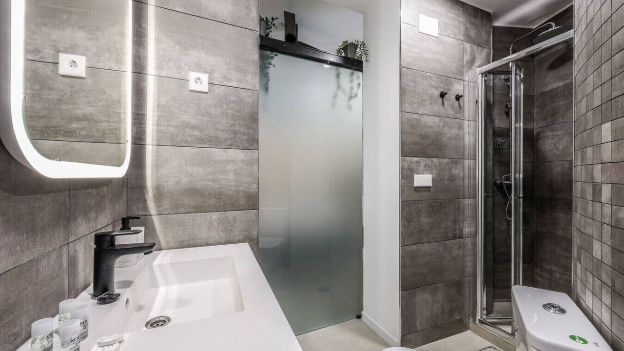 Photo of Bathroom in Embajadores