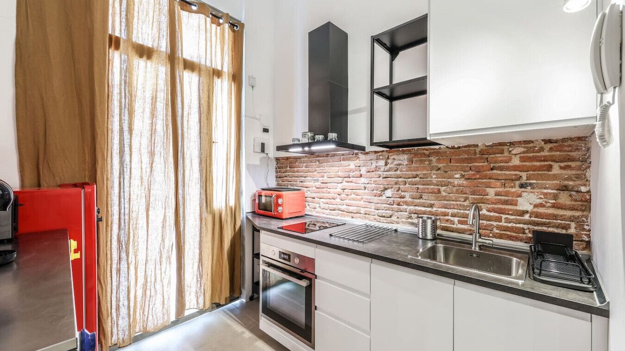 Photo of Kitchen in Embajadores