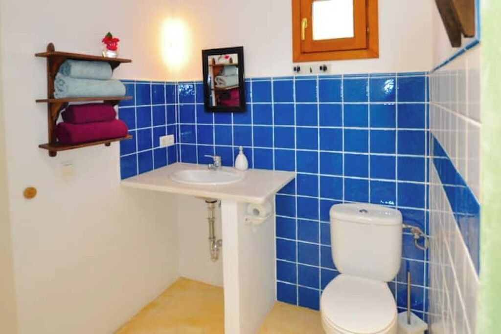 Photo of Bathroom in Rodalquilar
