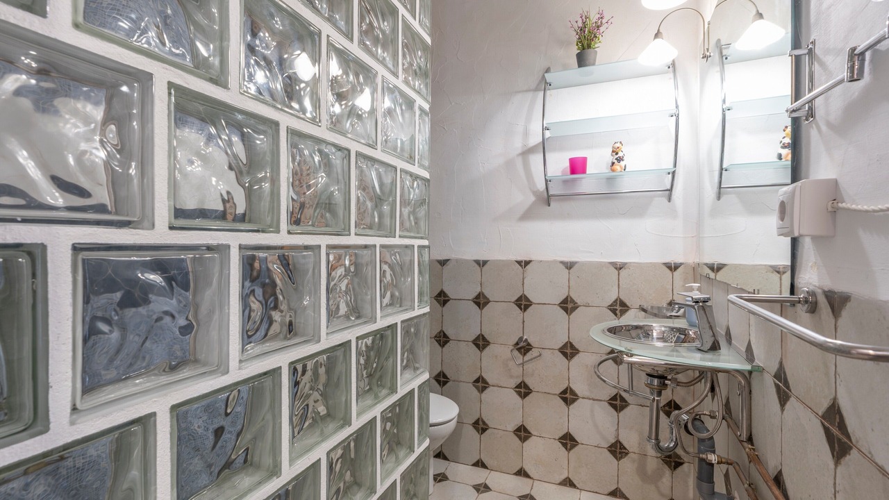 Photo of Bathroom in Rubite