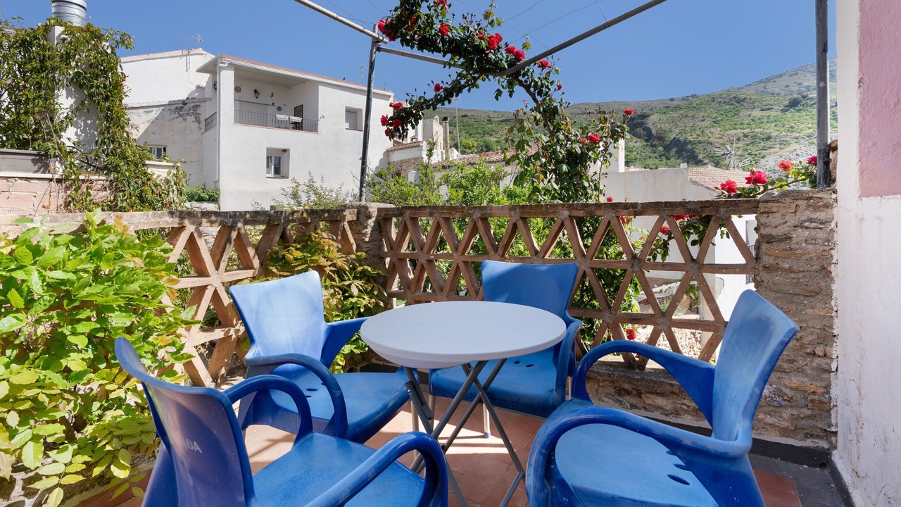Photo of Outdoor in Rubite