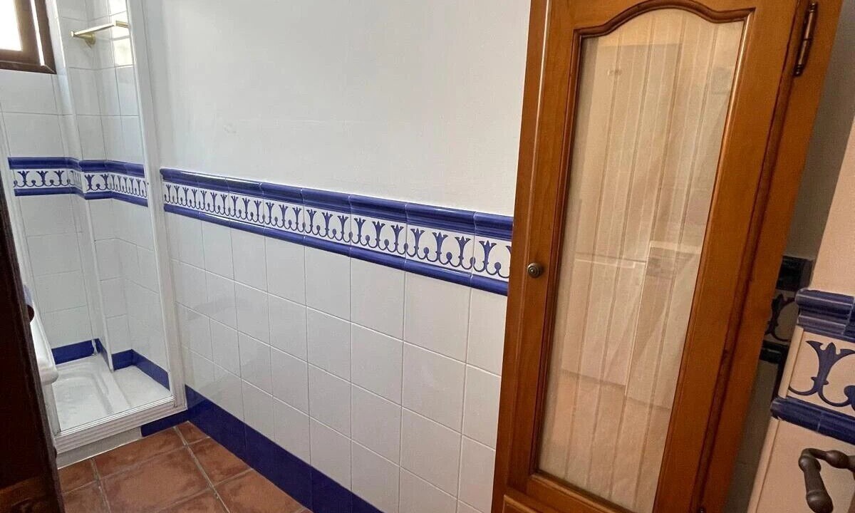 Photo of Bathroom in Dona Mencia