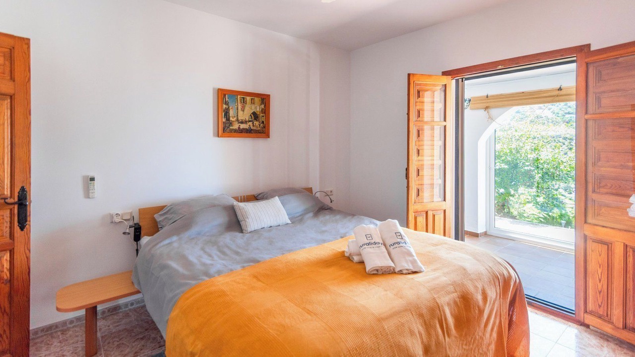 Photo of Bedroom in Sayalonga