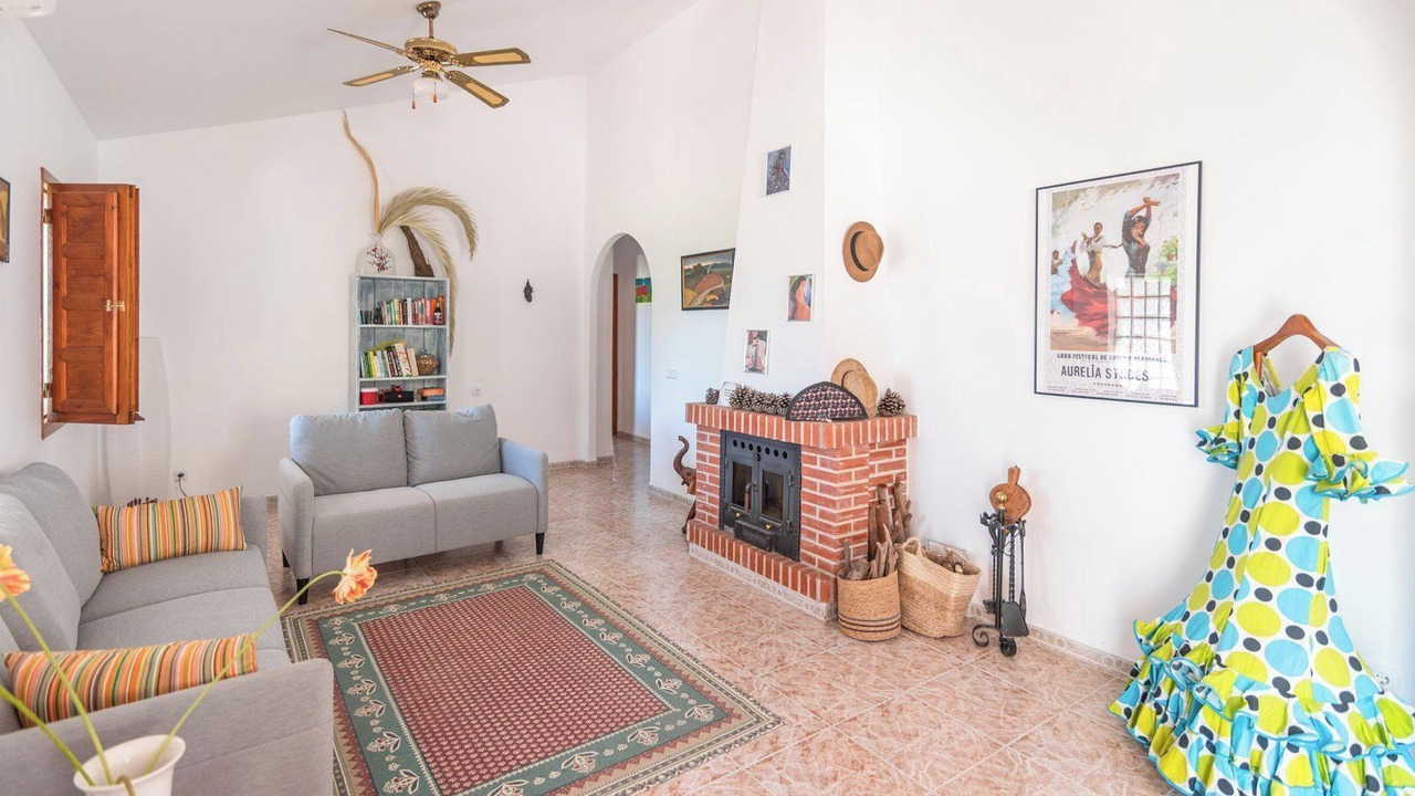 Photo of Livingroom in Sayalonga