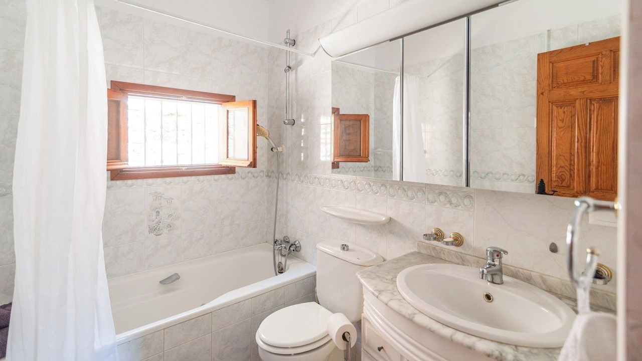 Photo of Bathroom in Sayalonga