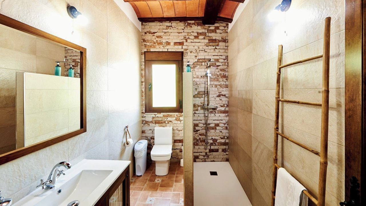 Photo of Bathroom in Cambil