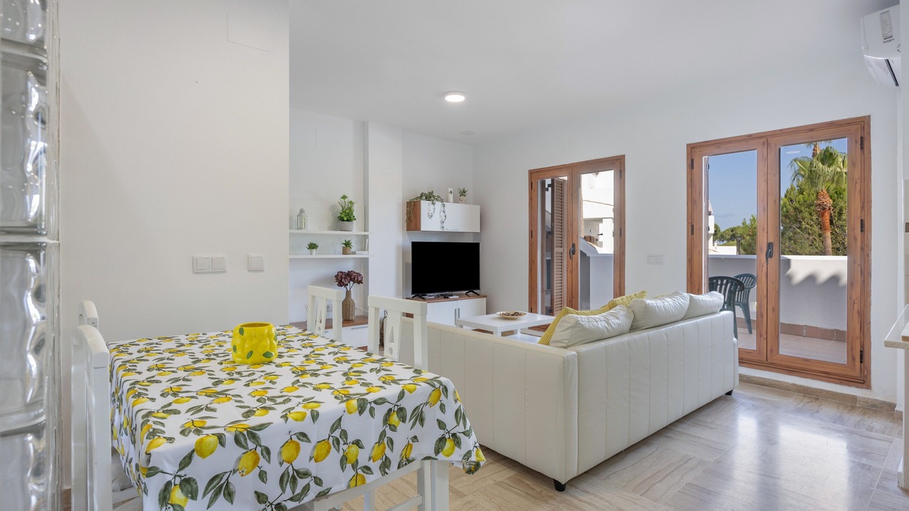 Photo of Livingroom in Poblado Sancti Petri