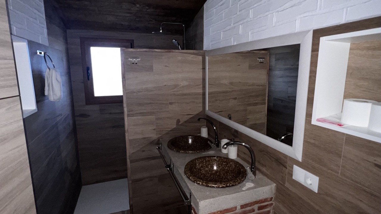 Photo of Bathroom in Campocamara