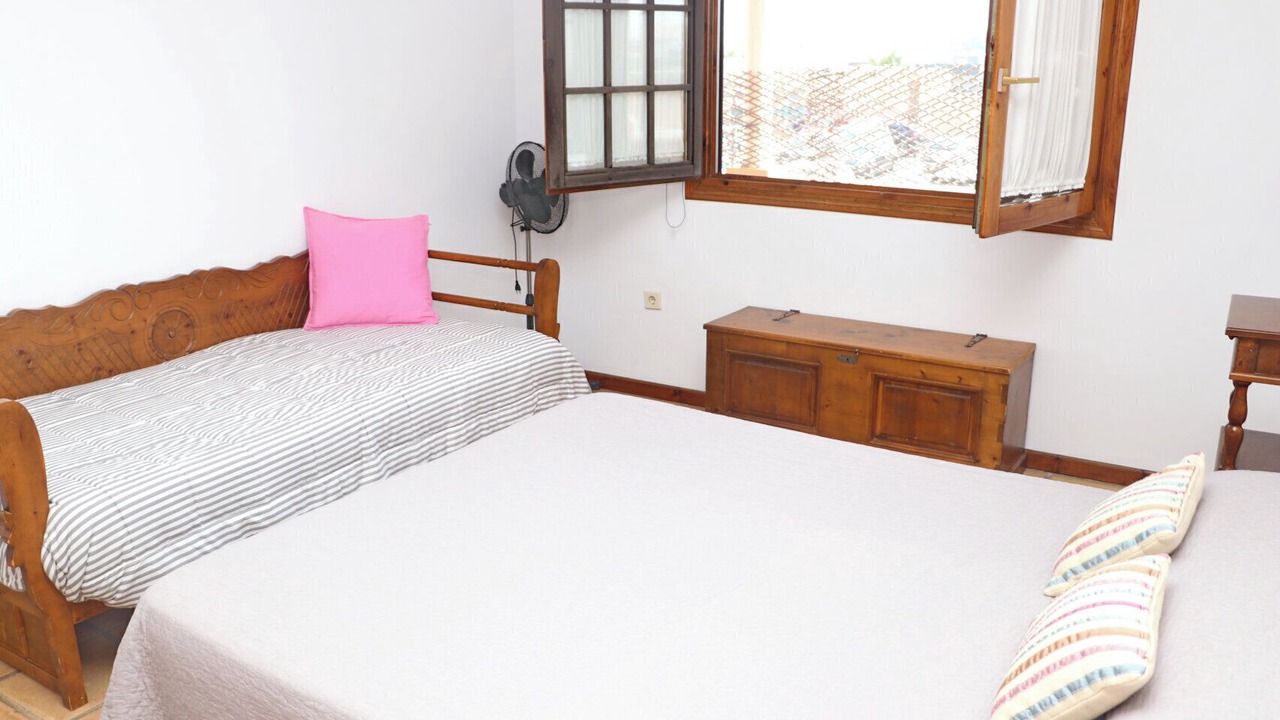 Photo of Bedroom in Centro Comercial Bahia Sur