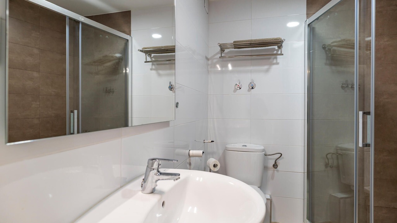 Photo of Bathroom in Canillas de Albaida
