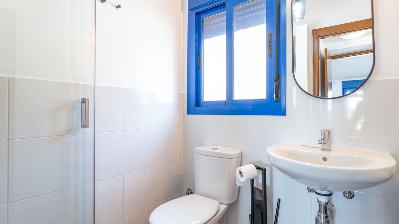 Photo of Bathroom in Canillas de Albaida