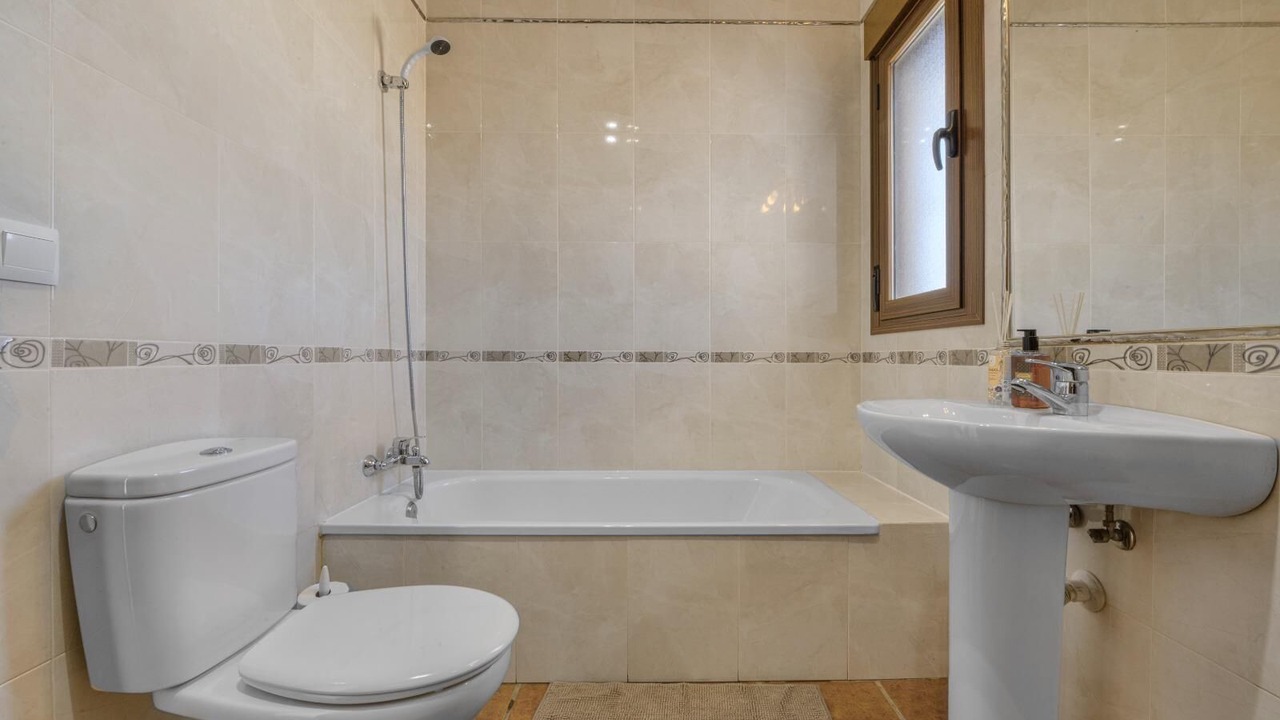 Photo of Bathroom in Canillas de Aceituno