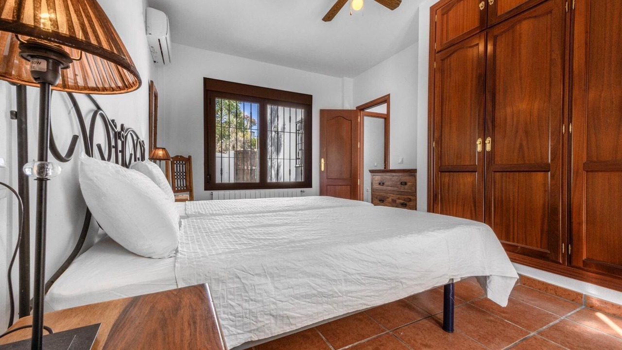 Photo of Bedroom in Canillas de Aceituno
