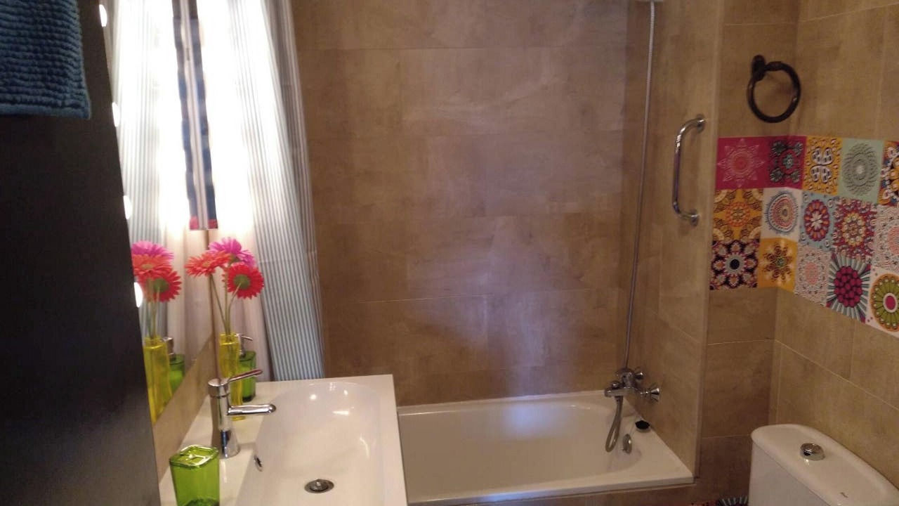 Photo of Bathroom in Sector N - Nutria