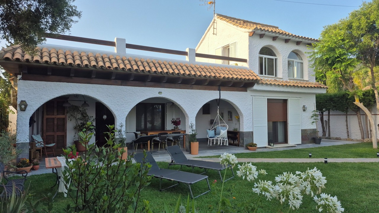 Photo of Patio Balcony in Los Canos de Meca
