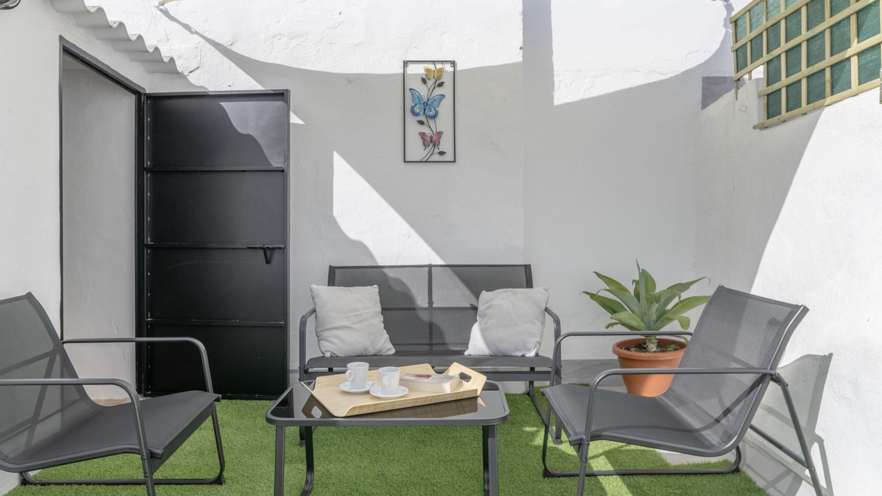 Photo of Patio Balcony in Alcala de los Gazules