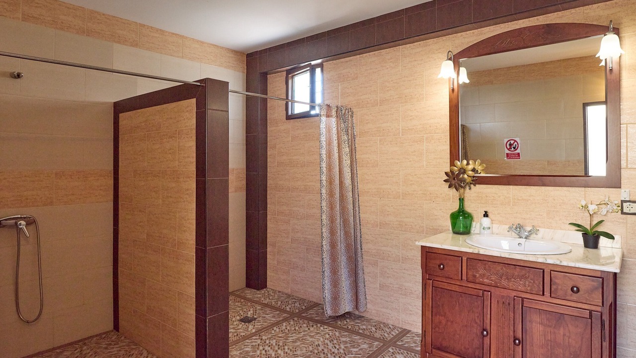 Photo of Bathroom in Montilla