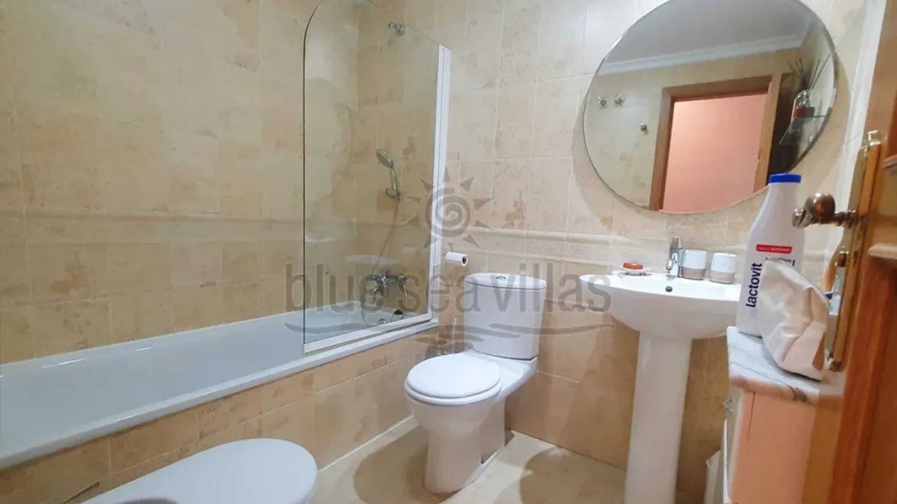 Photo of Bathroom in Cunas