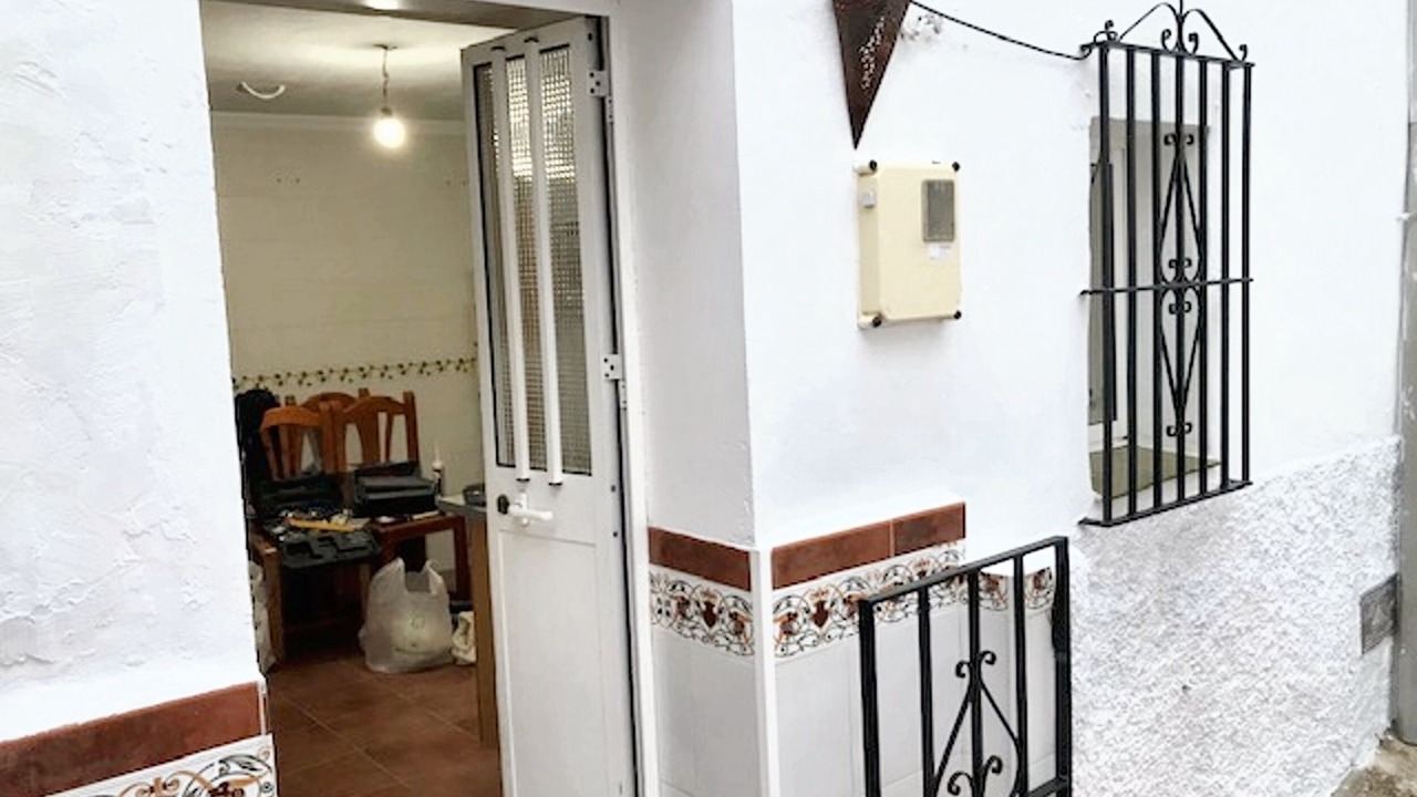 Photo of Others in Benalauria