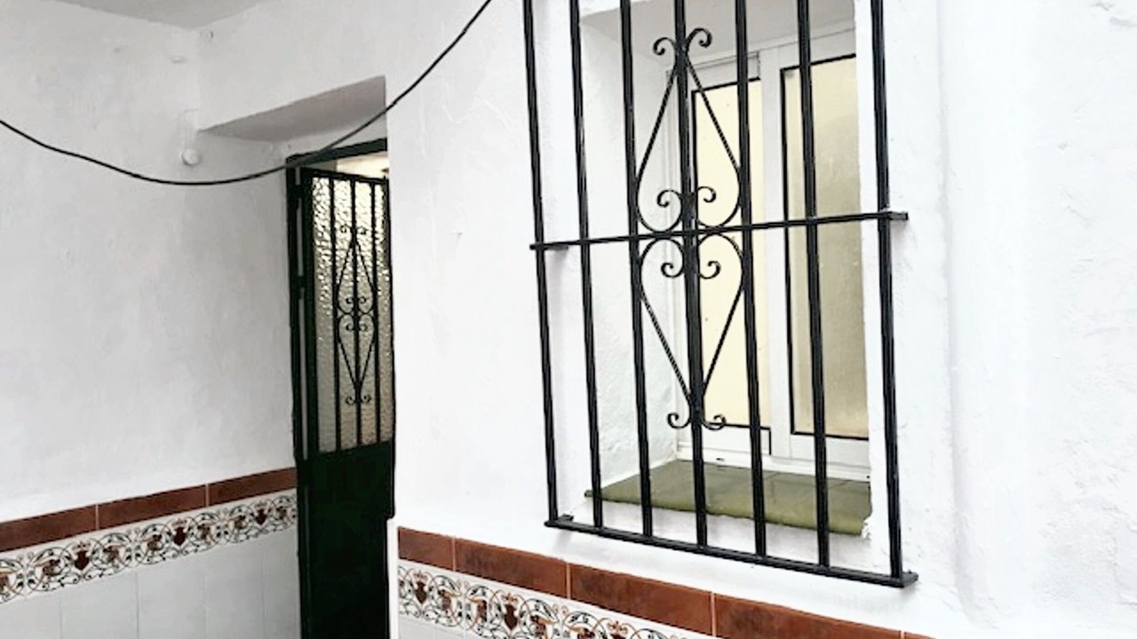 Photo of Others in Benalauria