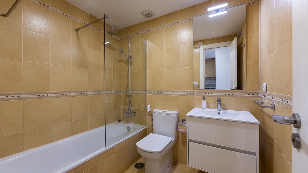 Photo of Bathroom in Vista de los Angeles-Rumina
