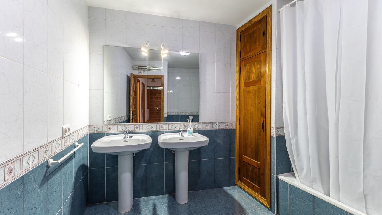 Photo of Bathroom in Navaluenga