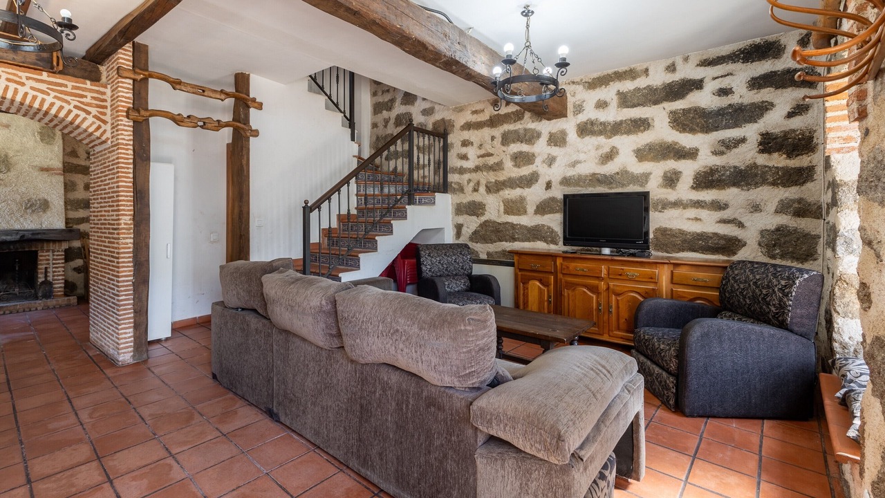 Photo of Livingroom in Navaluenga