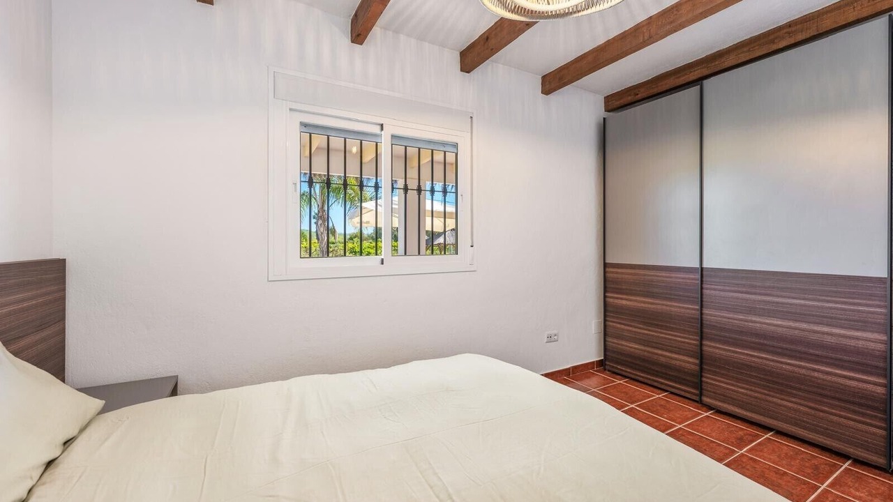 Photo of Bedroom in Coin