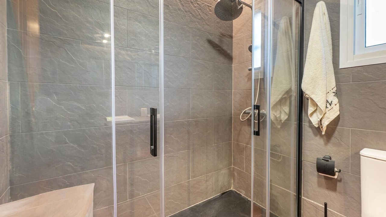 Photo of Bathroom in Coin