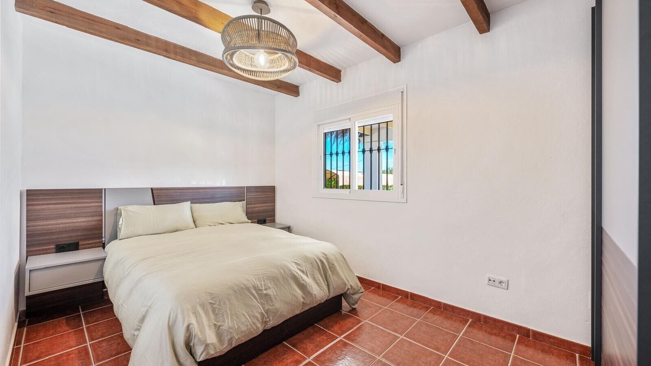 Photo of Bedroom in Coin
