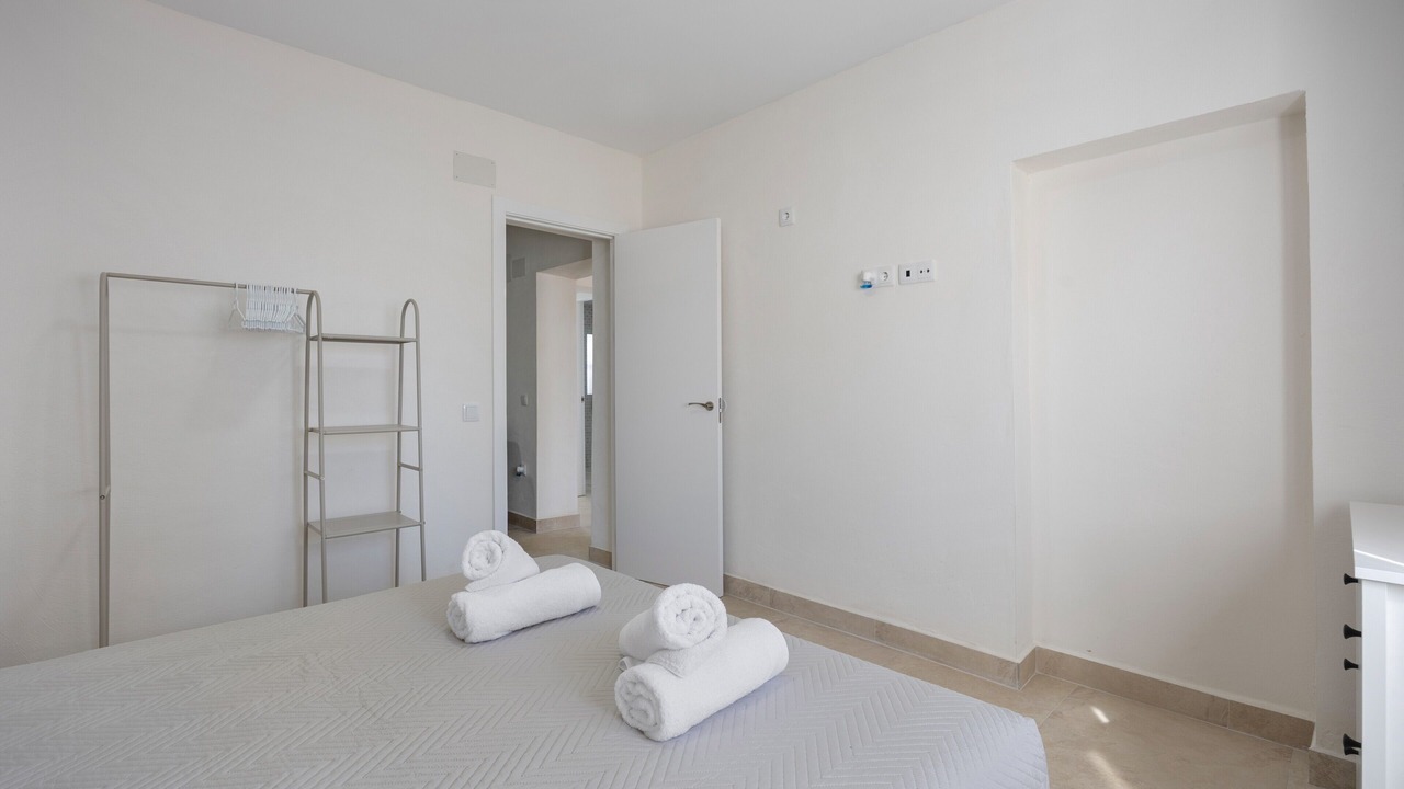 Photo of Bedroom in San Fernando