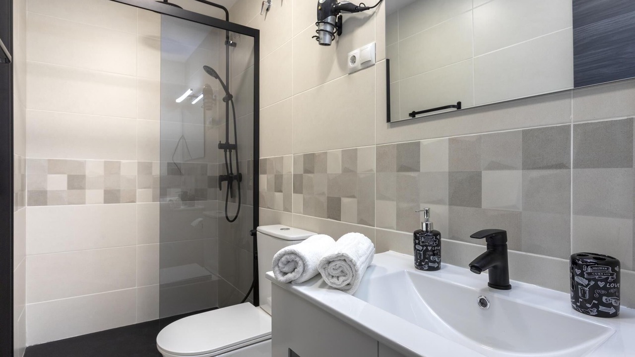 Photo of Bathroom in Bailen-Miraflores