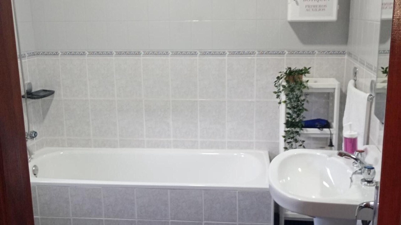 Photo of Bathroom in Cuevas del Becerro