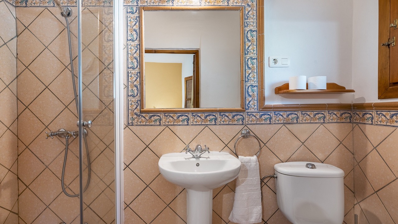 Photo of Bathroom in Orgiva