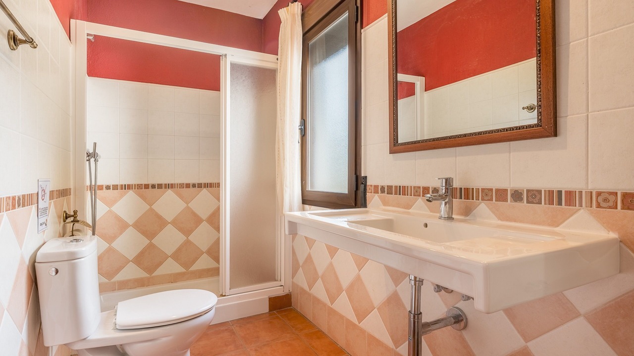 Photo of Bathroom in Orgiva