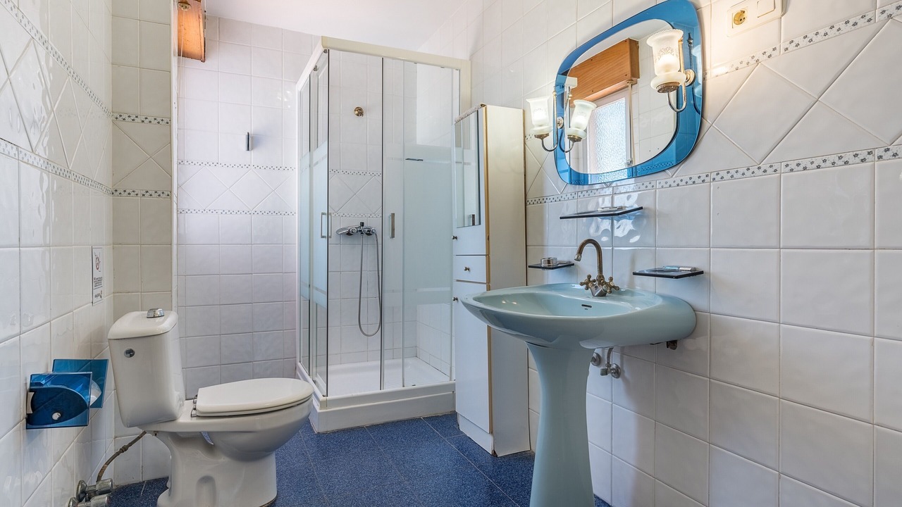 Photo of Bathroom in Orgiva