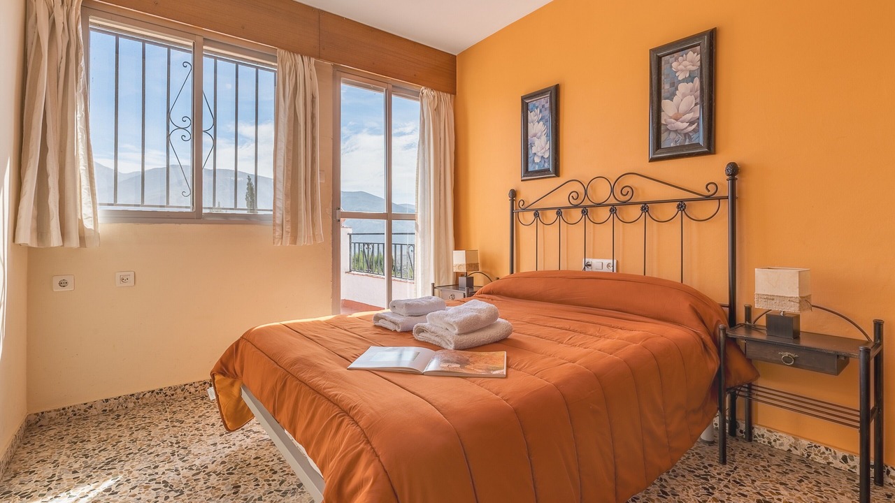 Photo of Bedroom in Orgiva