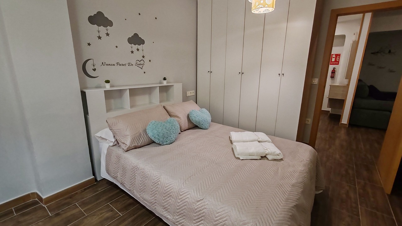 Photo of Bedroom in Figares