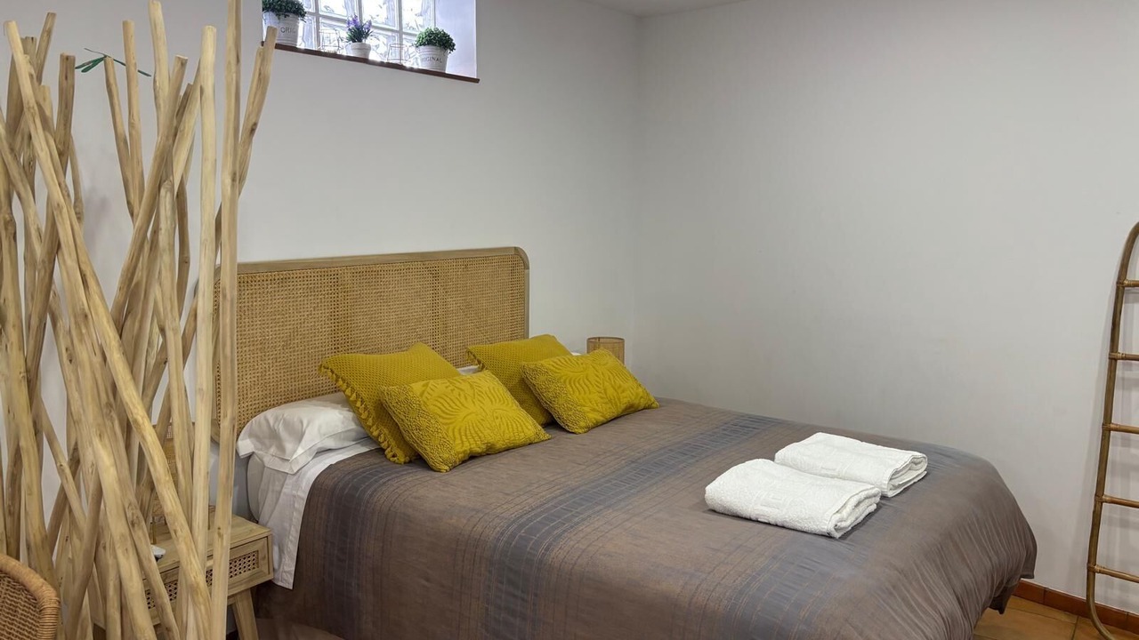 Photo of Bedroom in Central District
